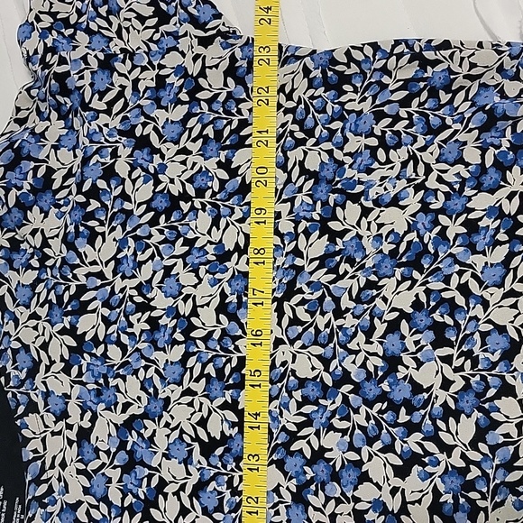 Tunic - Picture 4 of 5